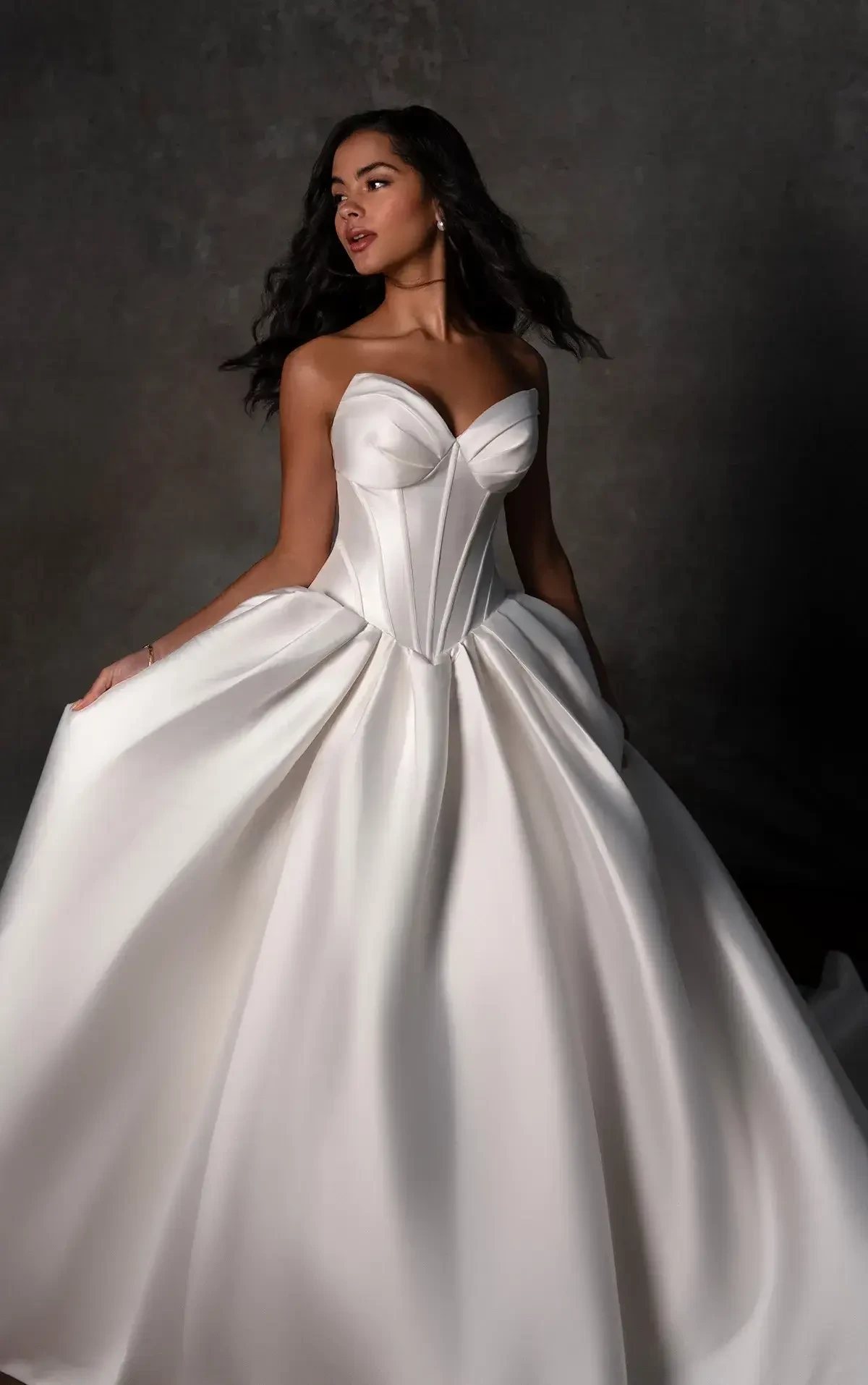 Essense of Australia Trunk Show