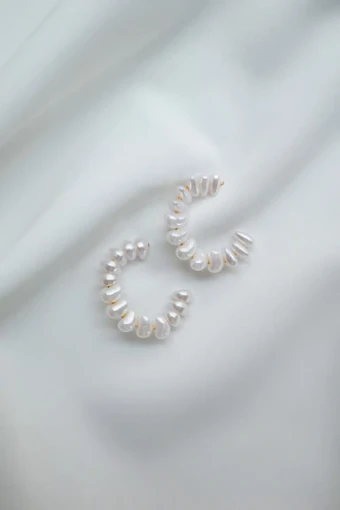 Jenny by Jenny Yoo J1253 Monaco Pearl Hoop Earring #2 thumbnail
