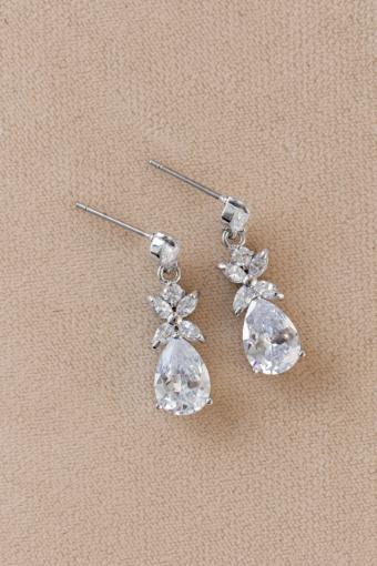 YDBN Perfected Pear Drop Earring #1 Silver thumbnail